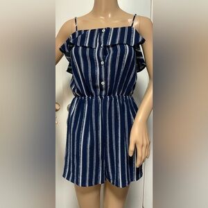 Monteau Blue and White Flutter Sleeve Romper - size medium
